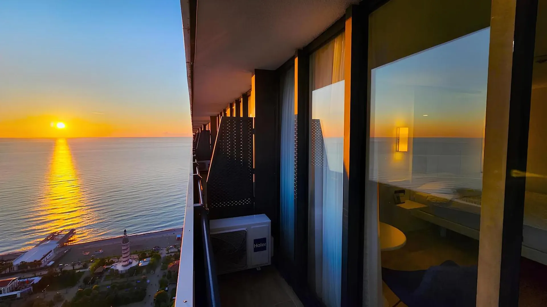 Seaside Aparthotel In Orbi City バトゥーミ アパート
