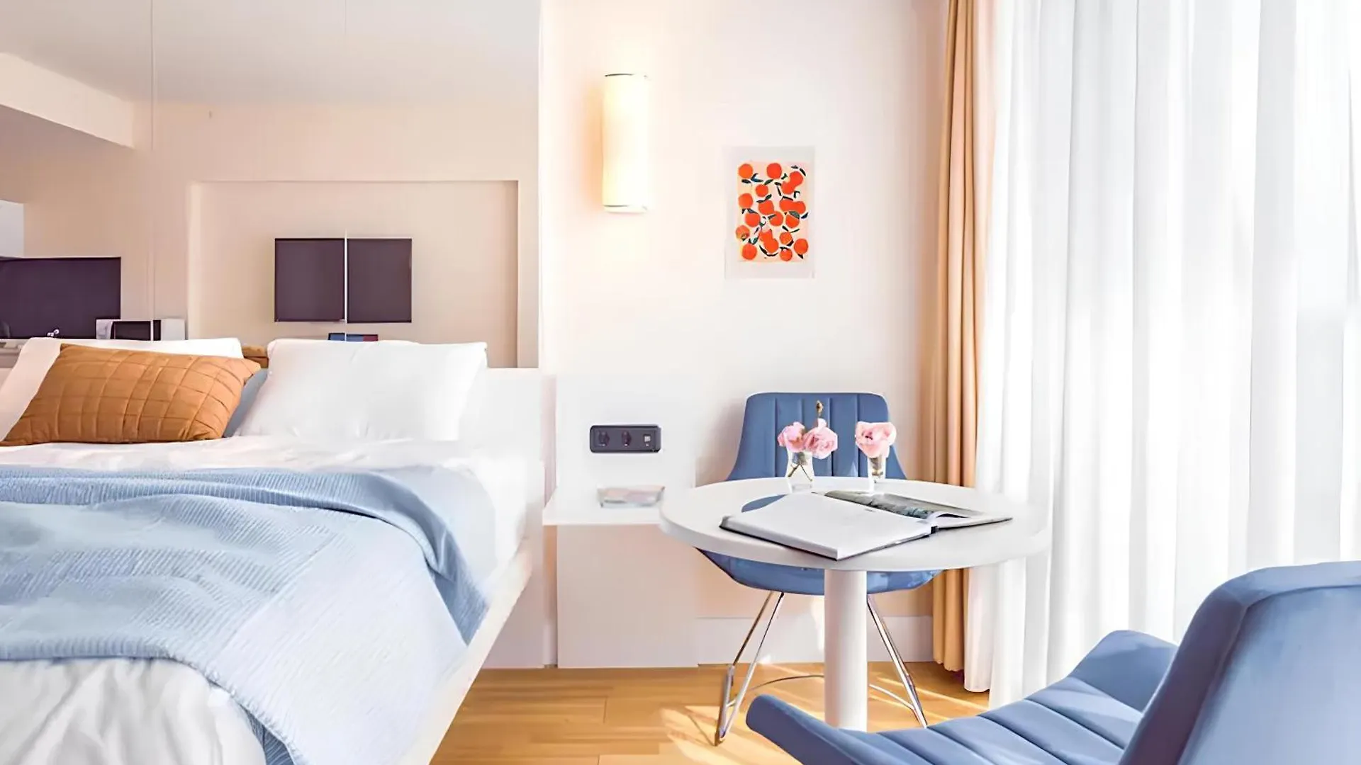 Seaside Aparthotel In Orbi City バトゥーミ